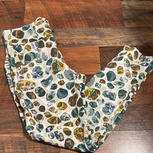 Women’s Multicolor Stone Pattern Leggings